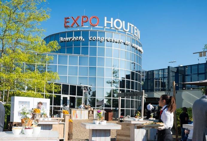 Expo+Houten+vernieuwt+beurshallen+tijdens+grootschalige+verbouwing
