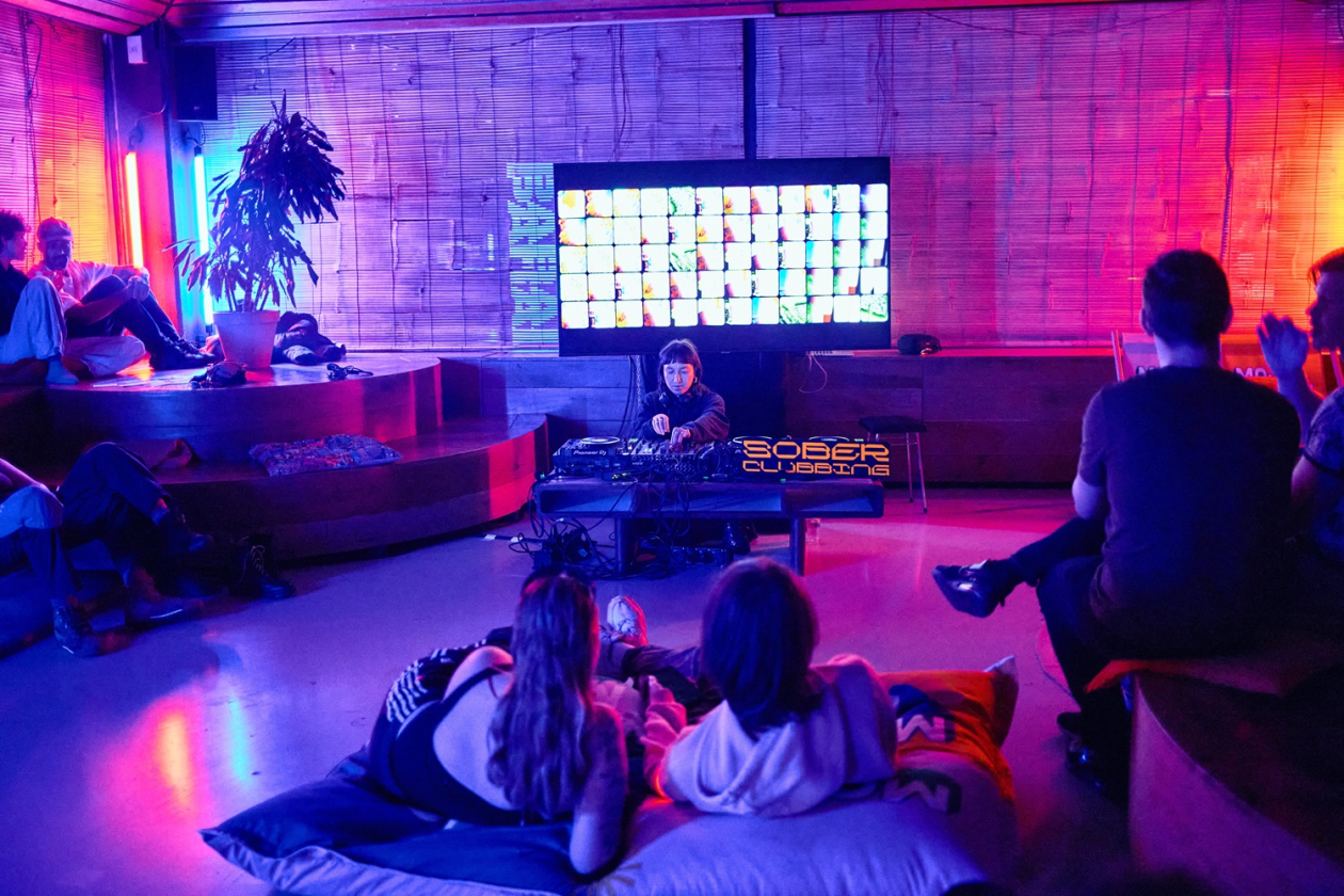 SOBER avond club