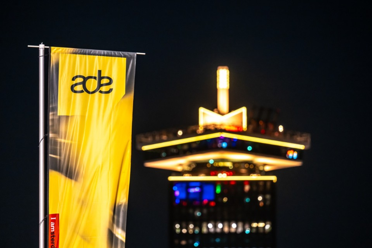 241017_adamtoren_enrique-4.jpg " src=