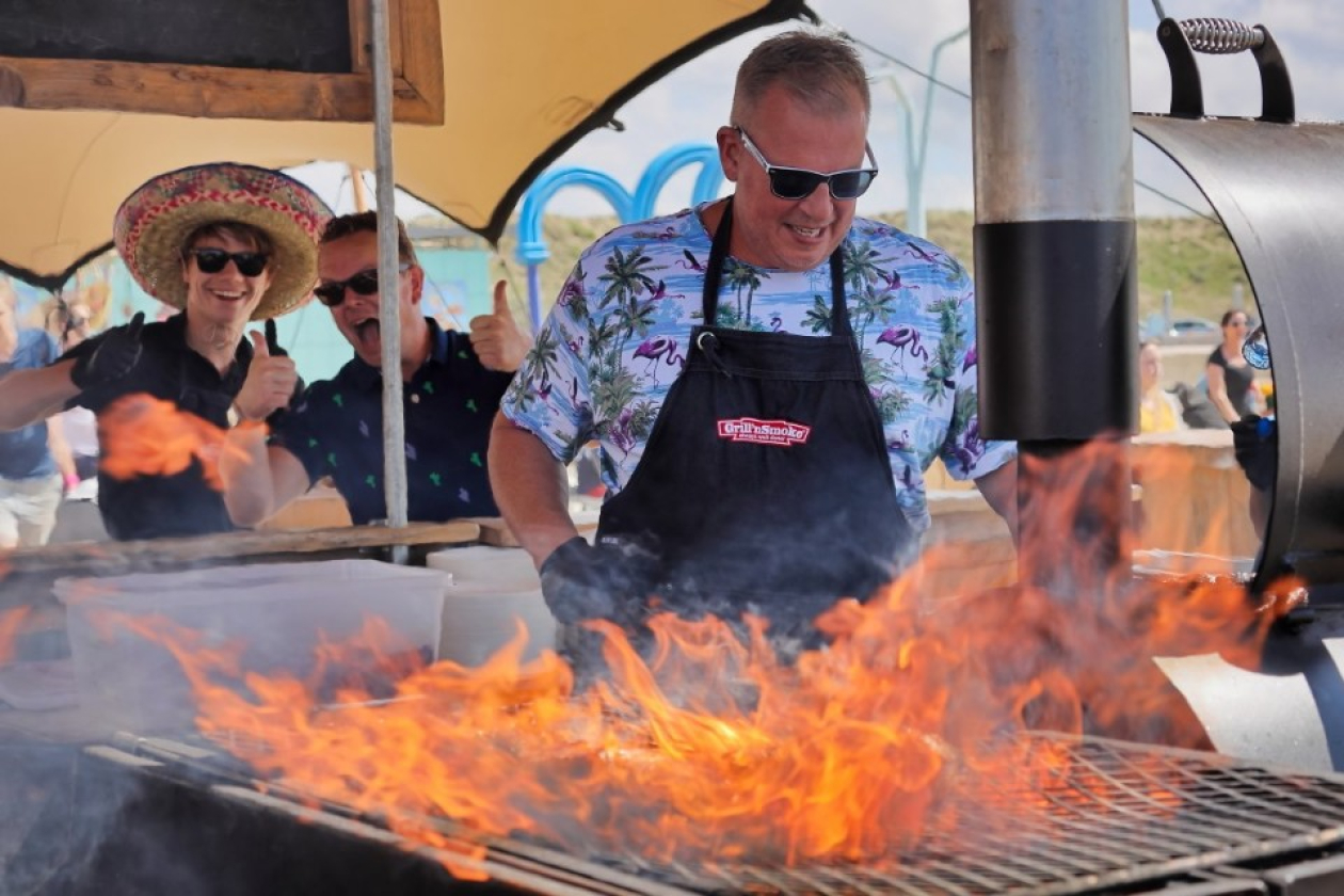 bbbq_grillnsmoke_vlammen.jpg " src=