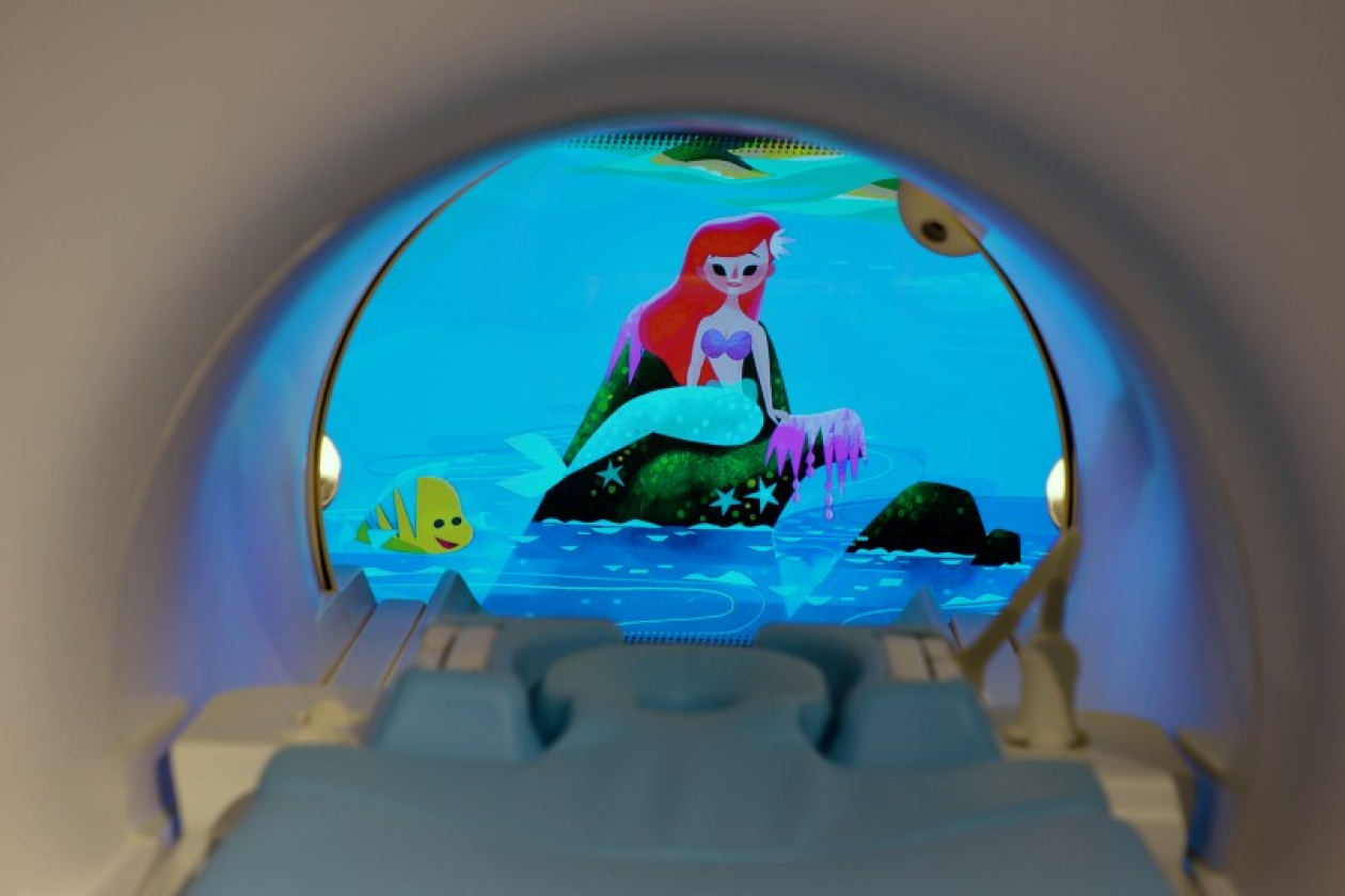 disney-ambient-experience-ariel-and-nemo.download.jpg " src=
