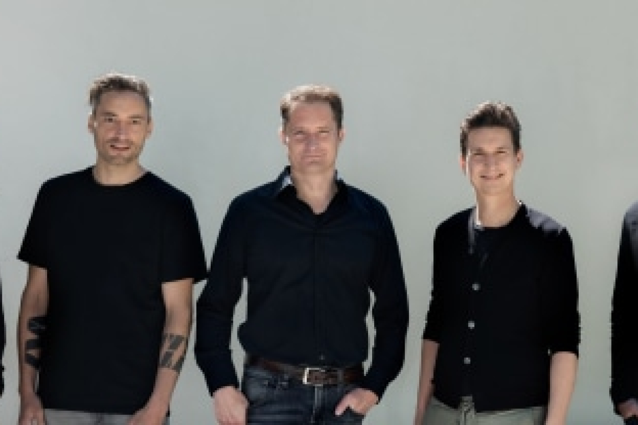 groepsfoto-fm.jpg " src=
