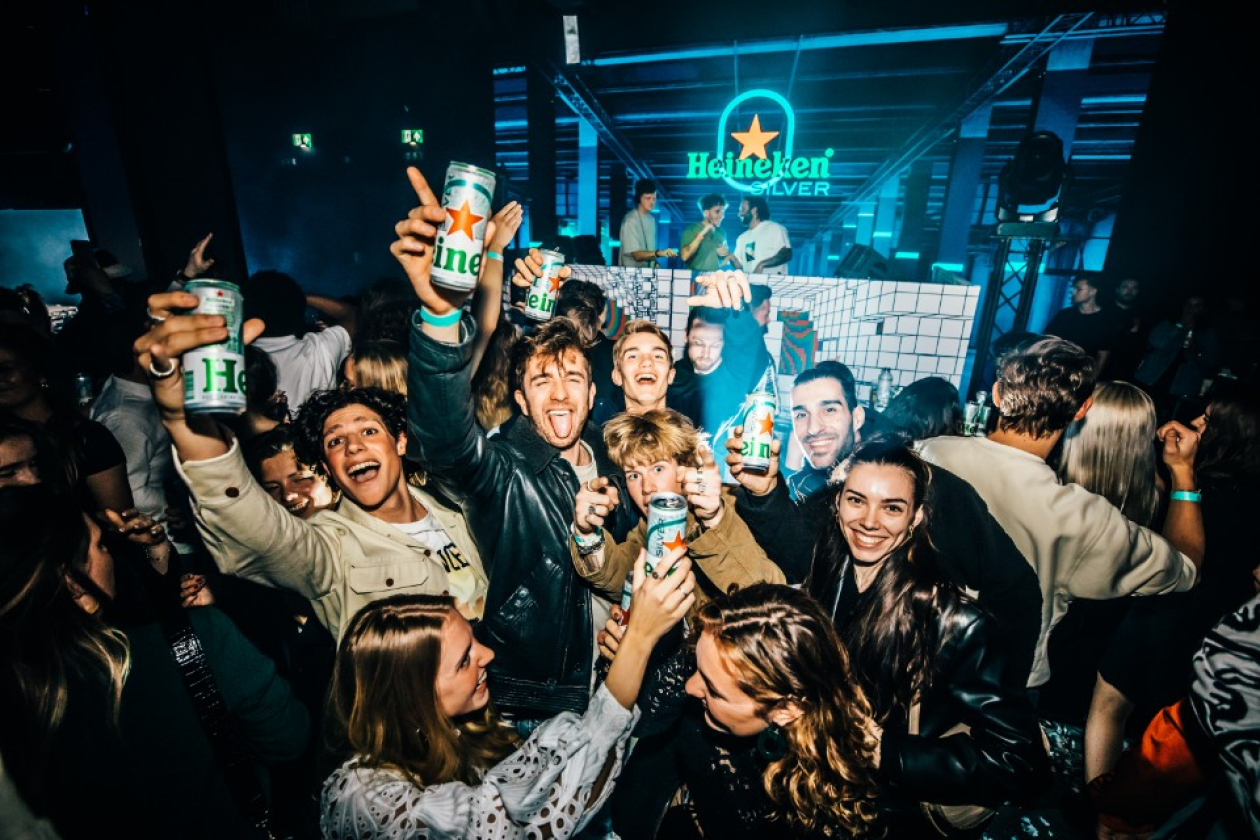 heinekensilver-setvexy-9943.jpg " src=