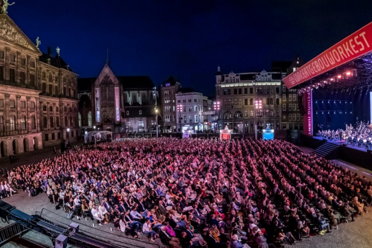 jlousberg_r2_0760-pano_web.jpeg " src=