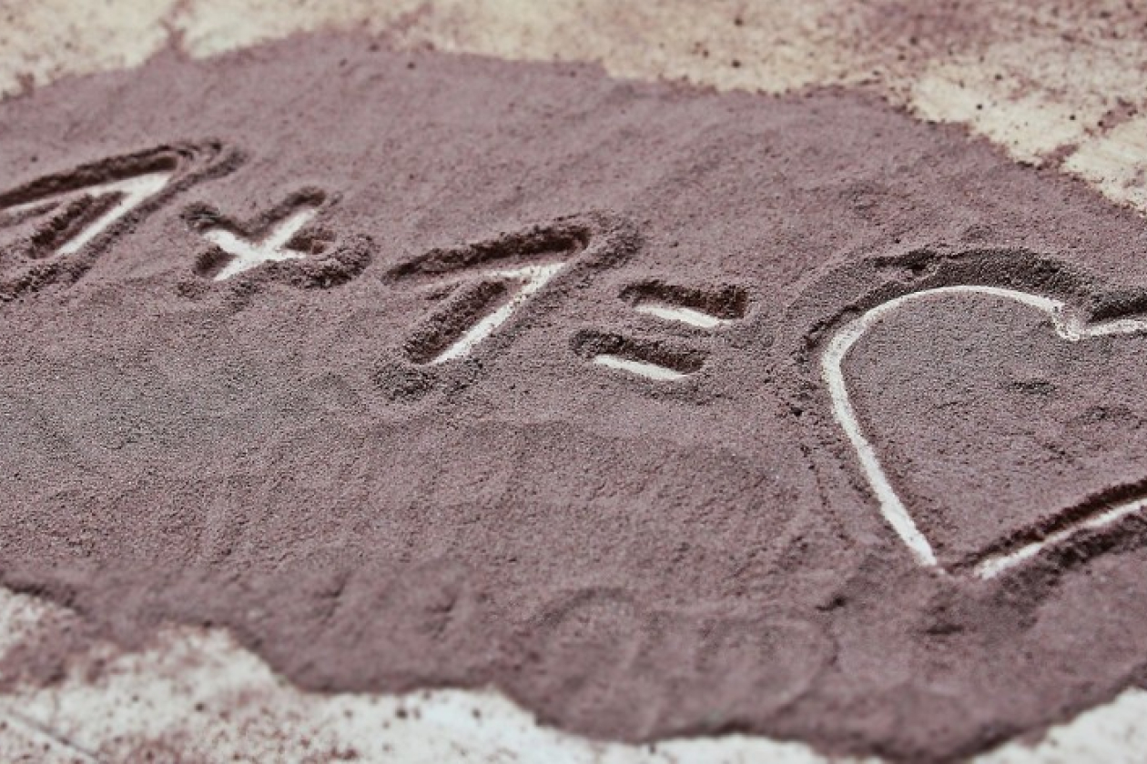 love-1731723_1280.jpg " src=