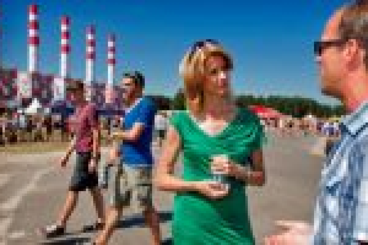 Staatssecretaris deelt compliment uit aan eventbranche en zegt: 'We pakken samen door'