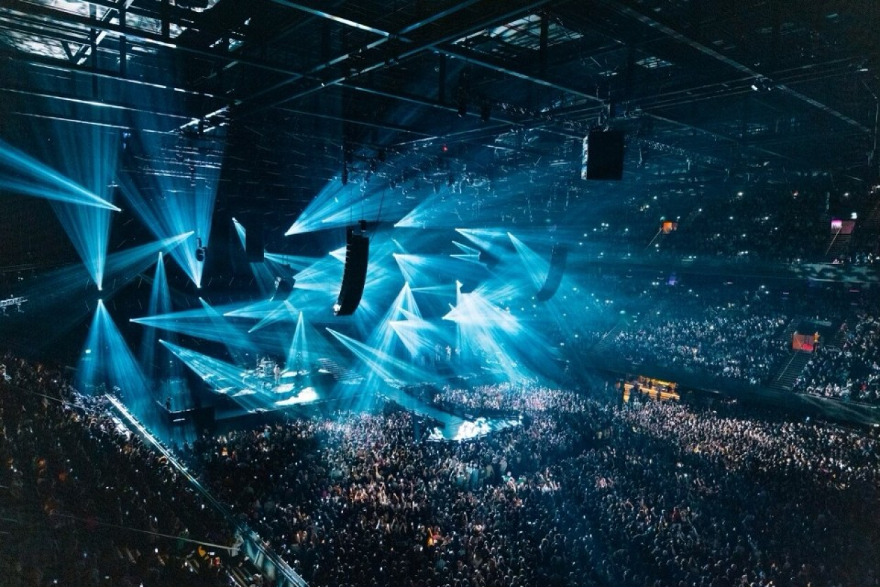 unlimited_productions_maan_josine_van_oostveen_tristan_fopma.jpg " src=