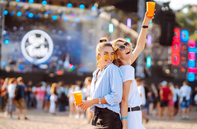 festival meiden
