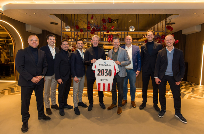 hutten PSV