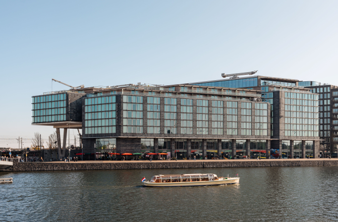 double tree hilton CS Amsterdam