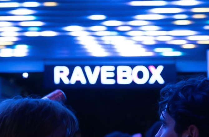 RAVEBOX
