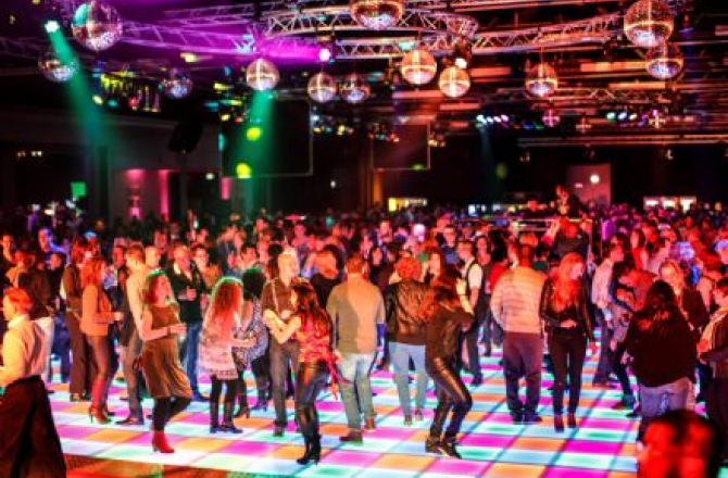 advance_feest.jpg