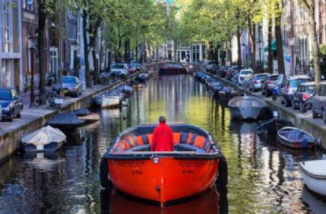 amsterdam_boat_experience2.jpg