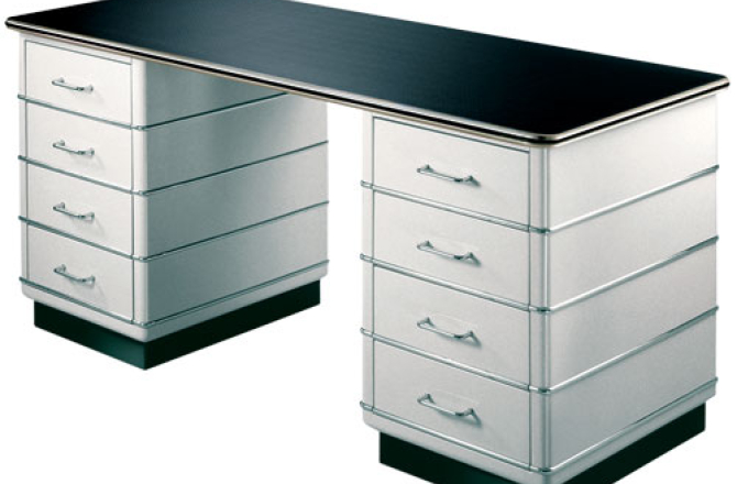 bureau.jpg