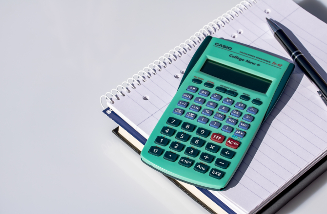 calculator-2391810.jpg