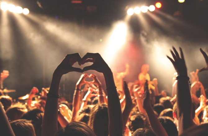 concert-768722_1920.jpg