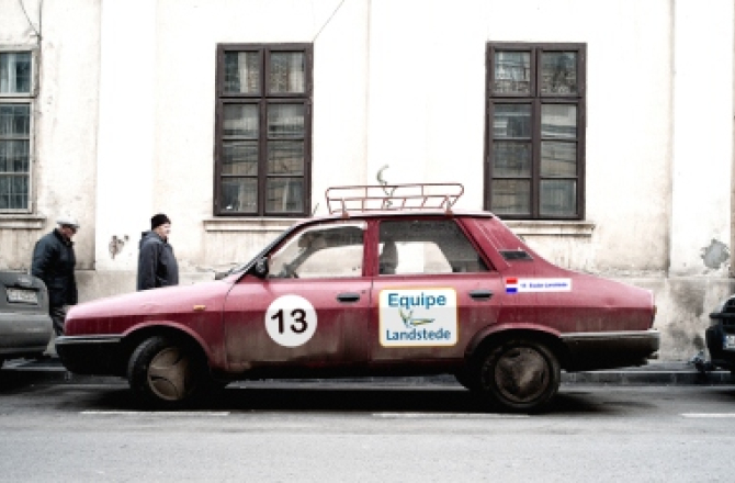 dacia-beletterd.jpg