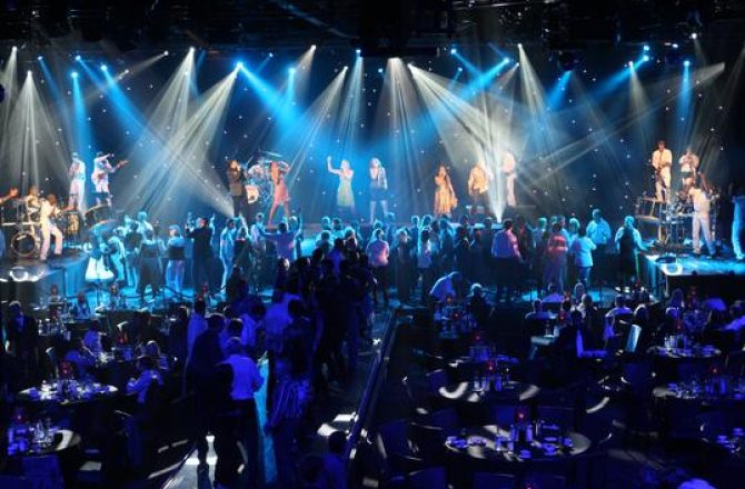 dinnershow.jpg