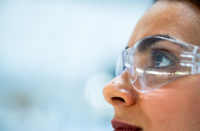 goggles-4915435_1920.jpg