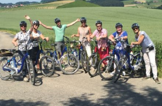 groep_fiets_bern.jpg