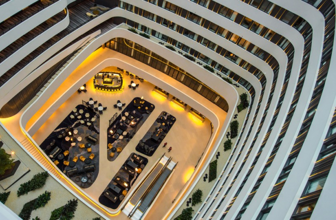 hilton_amsterdam_airport.jpg
