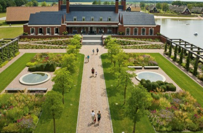 hofvansaksen433.jpg