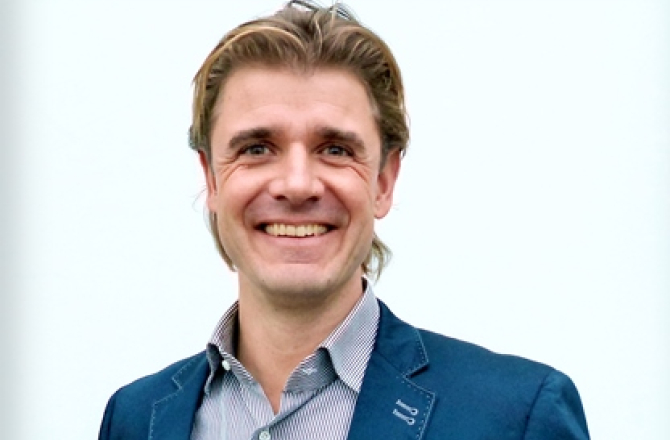 jouke_van_dijk_db.jpg
