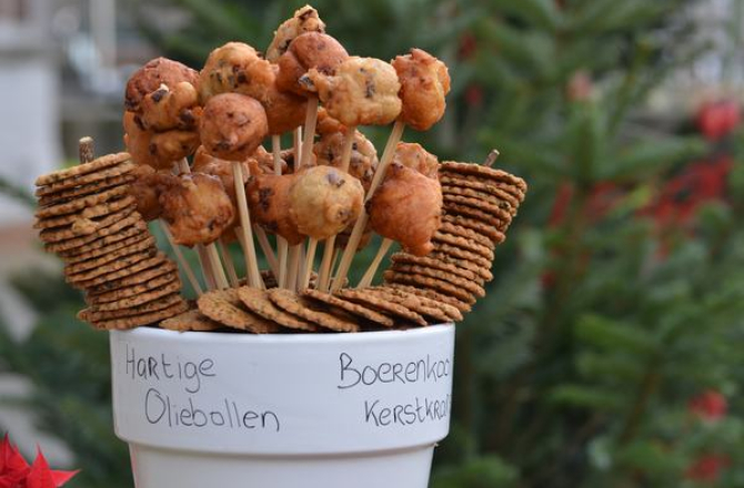 kerstbbomenborrel.jpg