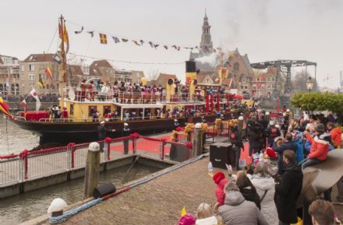 landelijke_intocht_sinterklaas_maassluis.jpg