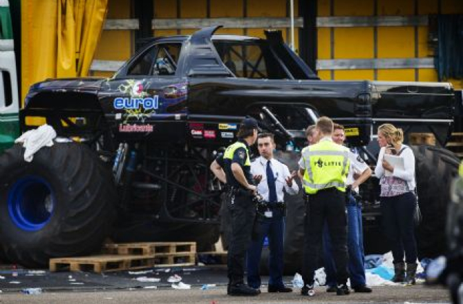 monstertruck.jpg