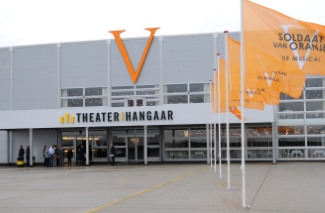 neptunus_theaterhangaar_soldaatvanoranje.jpg