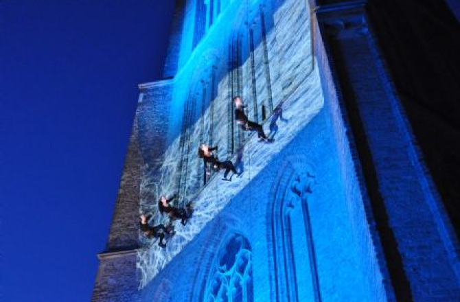 sky_motion_kerk.jpg