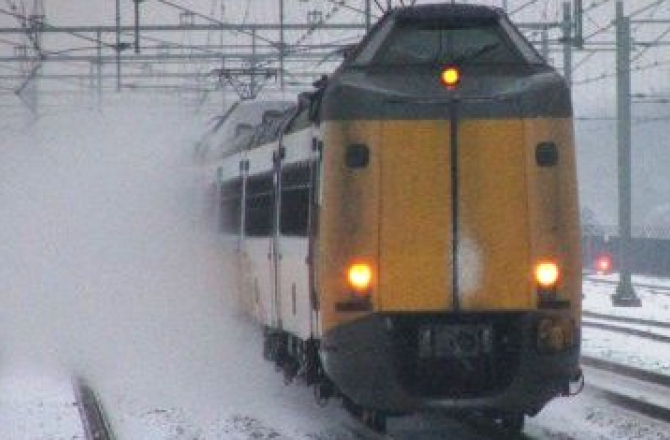 sneeuwtrein.jpg