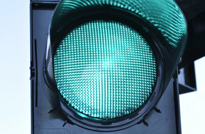 traffic-light-876057_1920.jpg