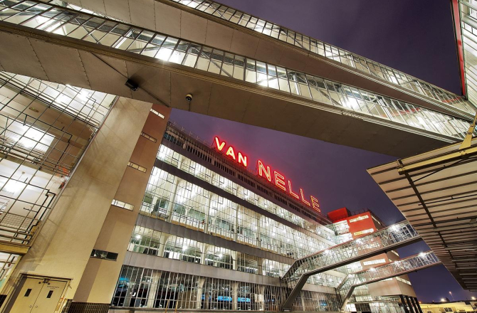 van_nelle_by_night.jpg