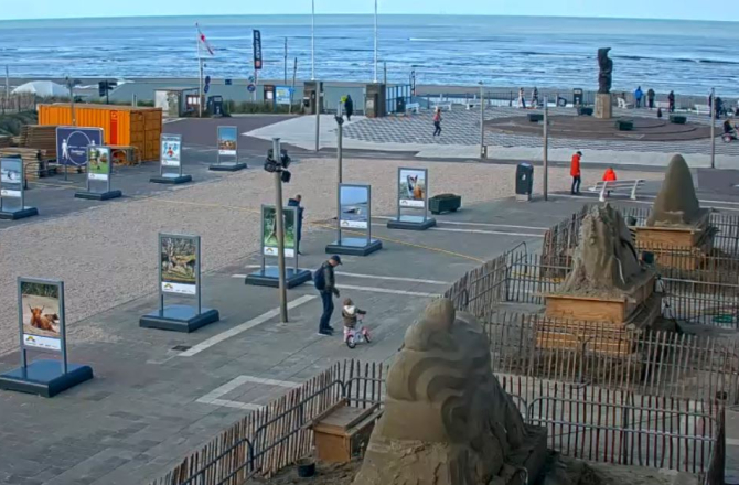 zandsculpturen.jpg