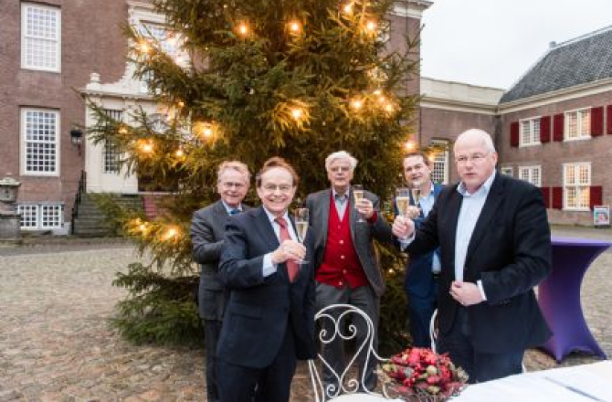 zeist_figi_slot.jpg