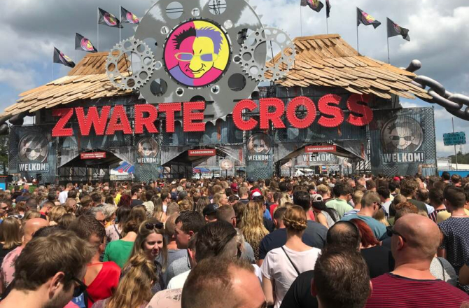 zwarte_cross.jpg