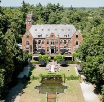 kasteel_de_hooge_vuursche_zomer_.jpg