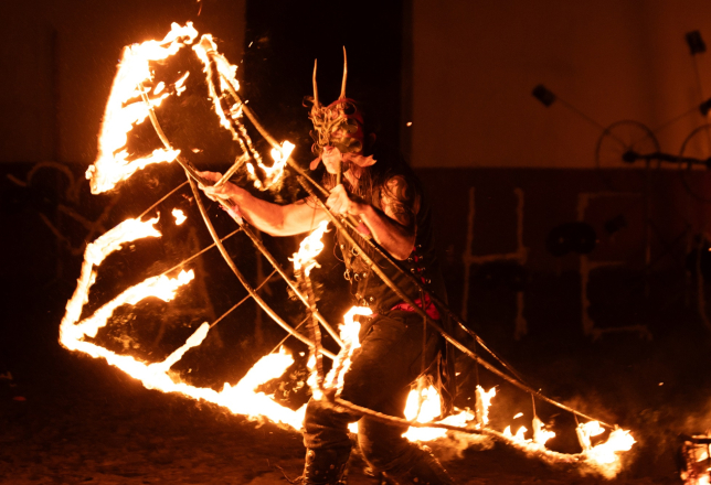 Midwinter Fair Archeon
